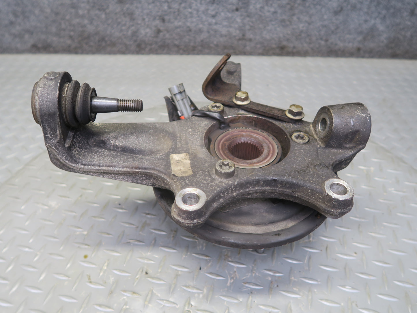 05-08 Chevrolet Corvette C6 Rear Right Spindle Knuckle Wheel Hub Bearing OEM