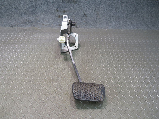 2002-2007 Mercedes W463 G500 A/T Brake Pedal Assembly 2022901619