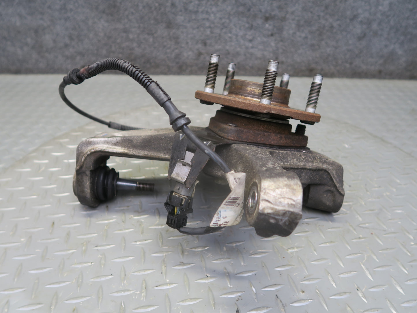 05-08 Chevrolet Corvette C6 Front Left Spindle Knuckle Wheel Hub Bearing OEM