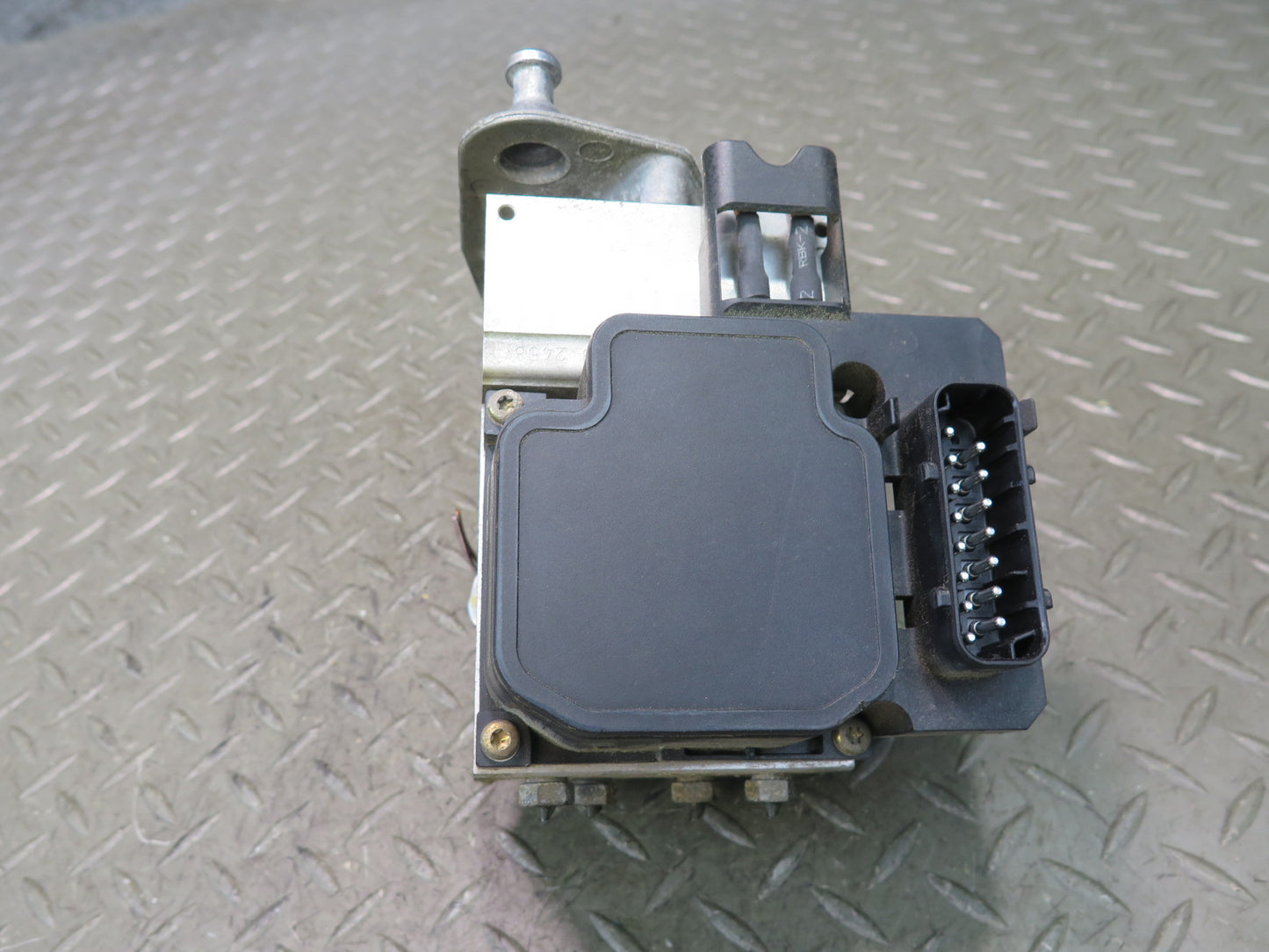 2002-2007 Mercedes W463 G500 AMG Anti Lock Brake ABS Pump Module