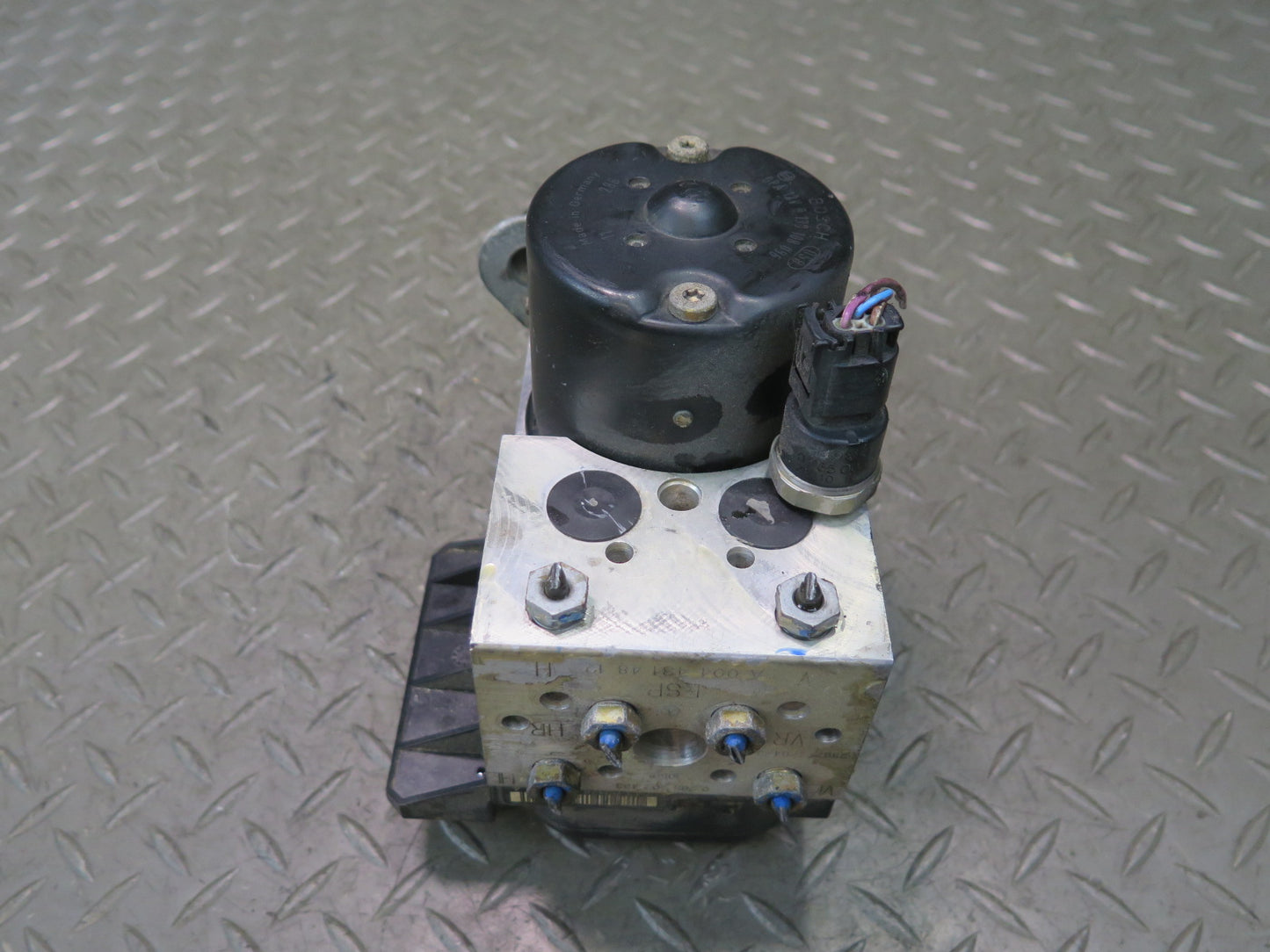 2002-2007 Mercedes W463 G500 AMG Anti Lock Brake ABS Pump Module