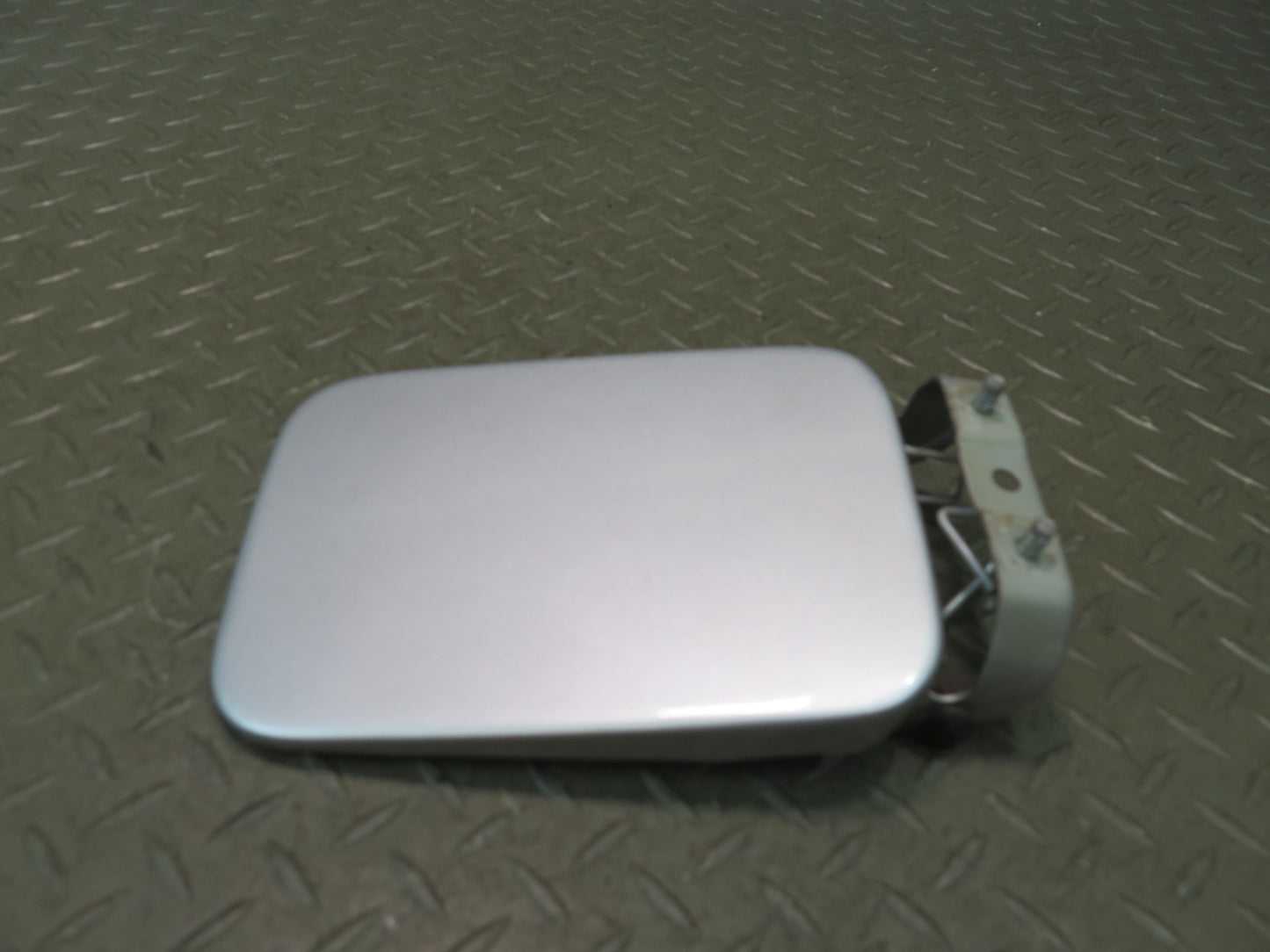 2002-2012 Mercedes W463 G500 G550 G55 AMG Fuel Door Lid Cover Silver
