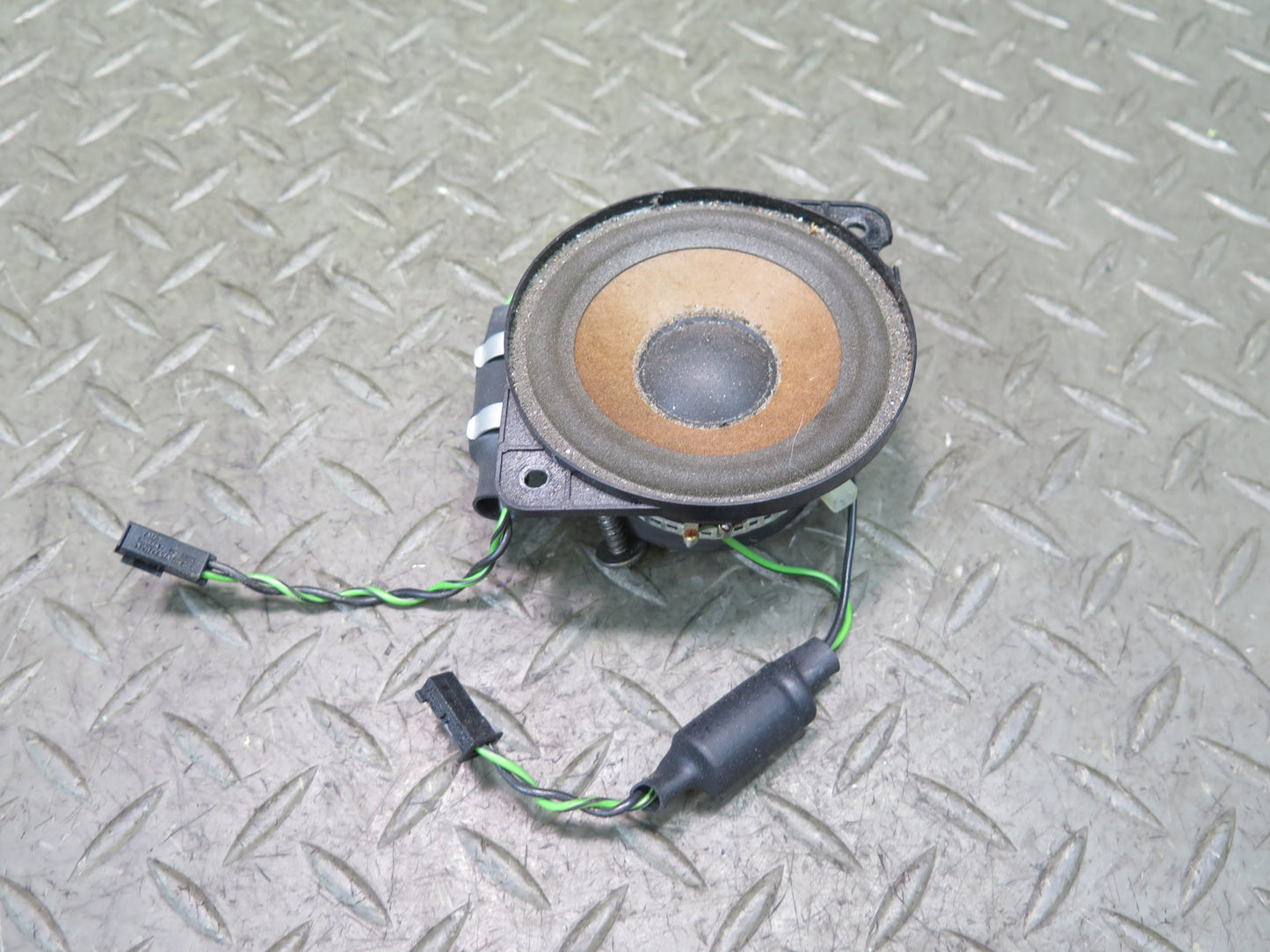 2002-2012 Mercedes W463 G500 Dash Instrument Panel Speaker 4638201102