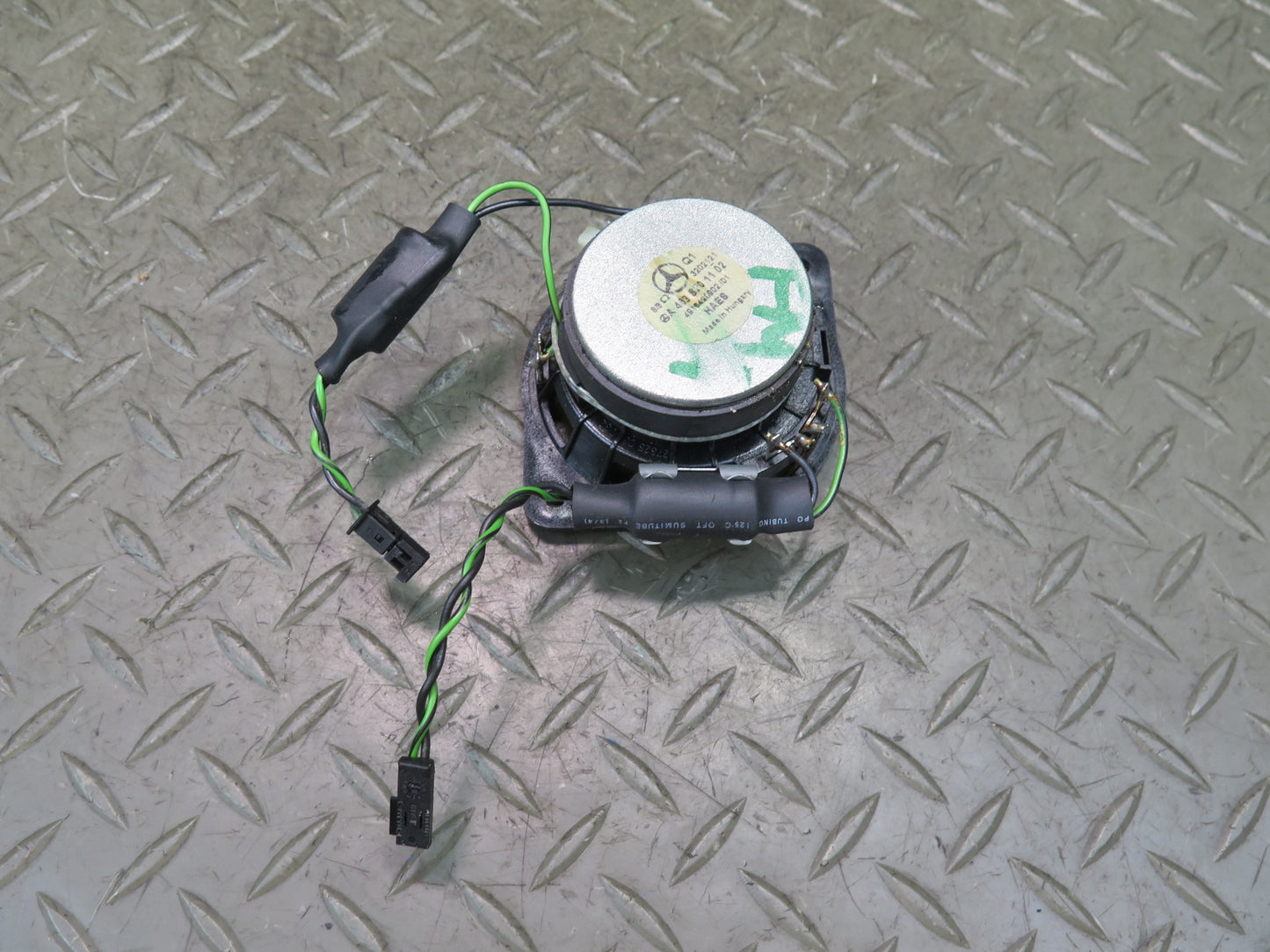 2002-2012 Mercedes W463 G500 Dash Instrument Panel Speaker 4638201102