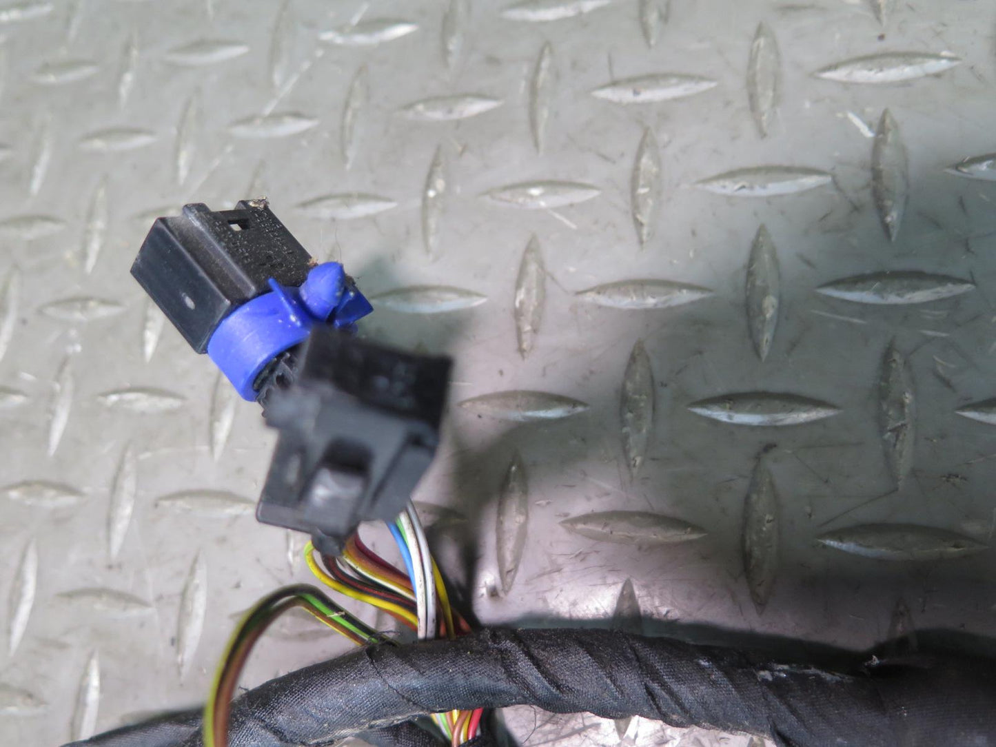 2003 Mercedes W463 G500 Front Left Door Wire Wiring Harness 4635401307