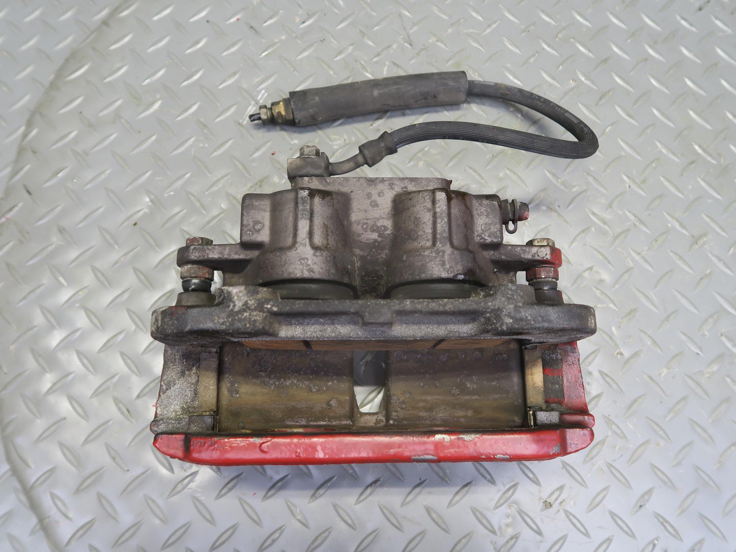 05-13 Chevrolet Corvette C6 Base Set of 2 Front Left & Right Brake Caliper OEM