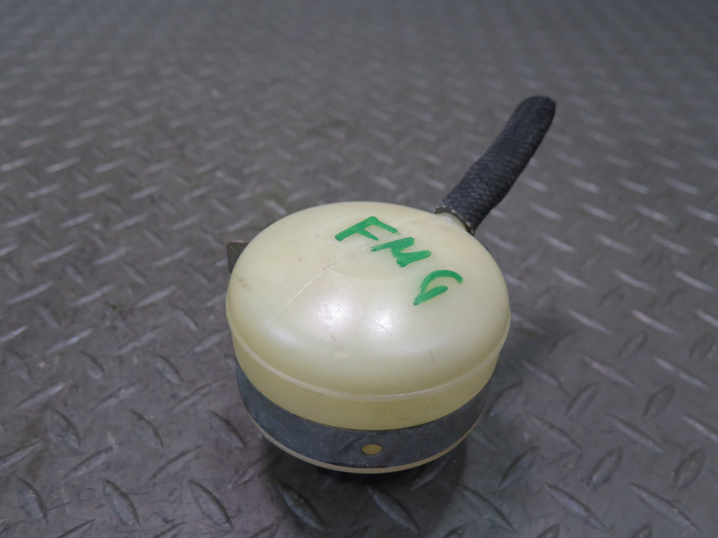 2002-2012 Mercedes W463 G500 Differential Lock Cylinder Expansion Tank Reservoir