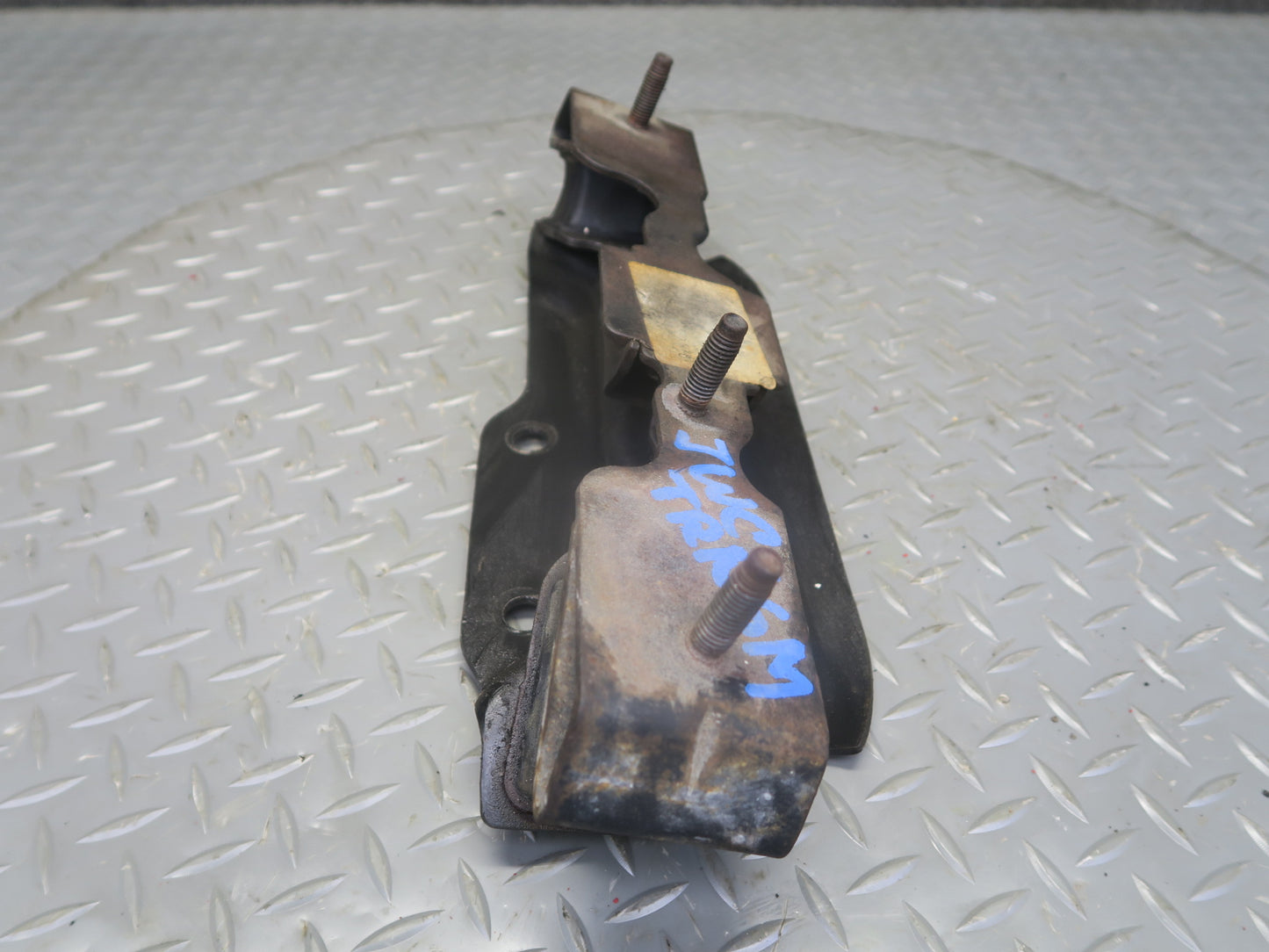 12-17 Jeep Wrangler JK 3.6L Automatic Transmission Mount Support Bracket OEM