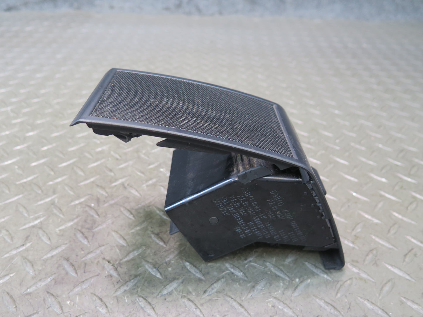 2002-2012 Mercedes W463 G500 G550 G55 AMG Front Left Driver Side Dash Air Vent