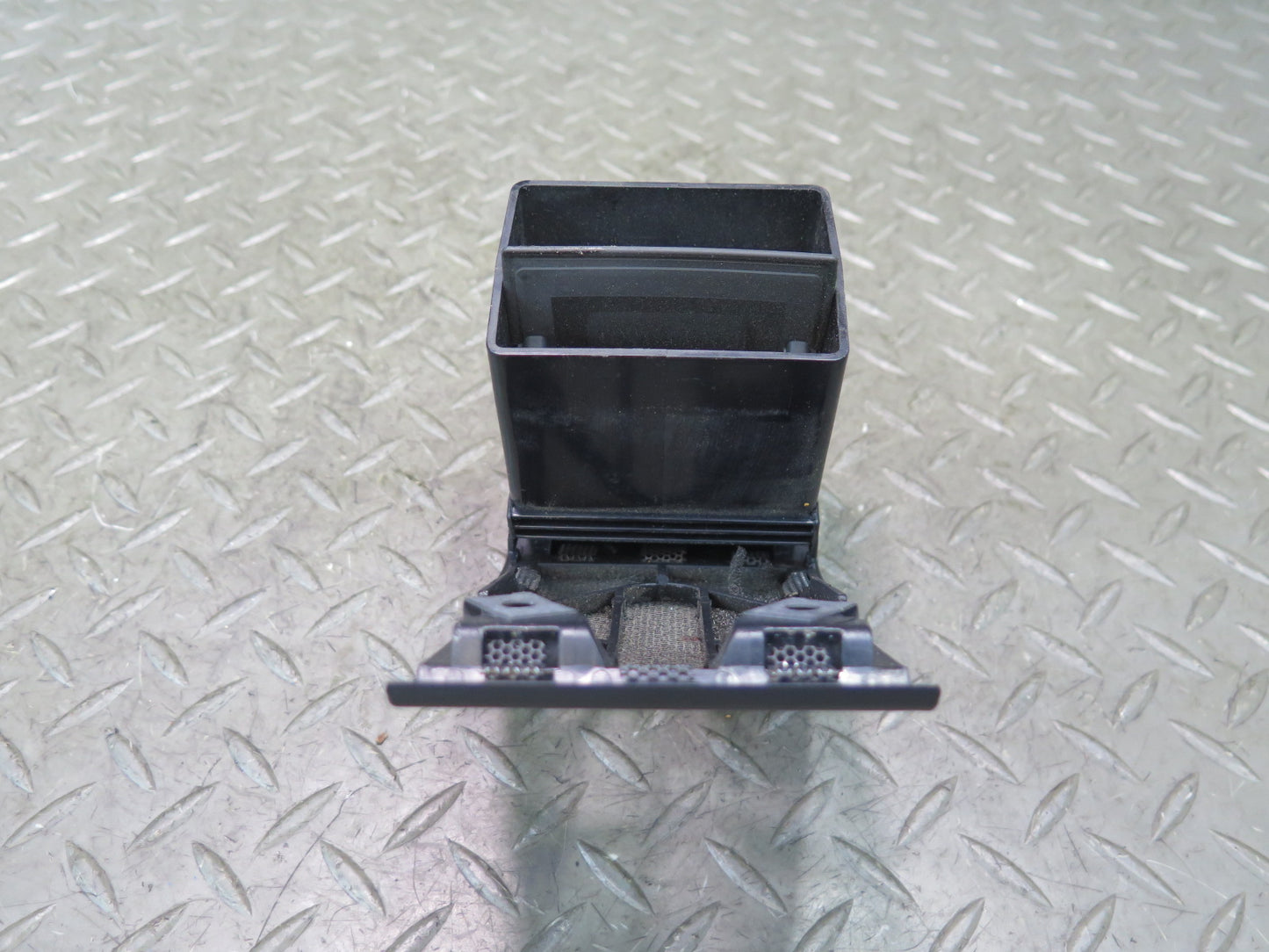 2002-2012 Mercedes W463 G500 G550 G55 AMG Front Left Driver Side Dash Air Vent