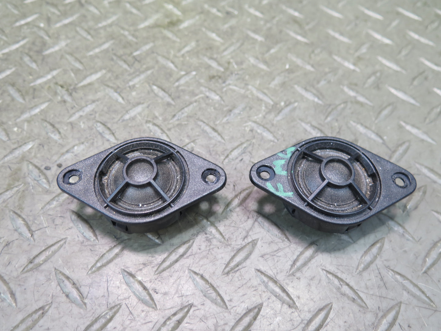 2002-2012 Mercedes W463 G500 Dash Front Left & Right Tweeter Speaker Set of 2