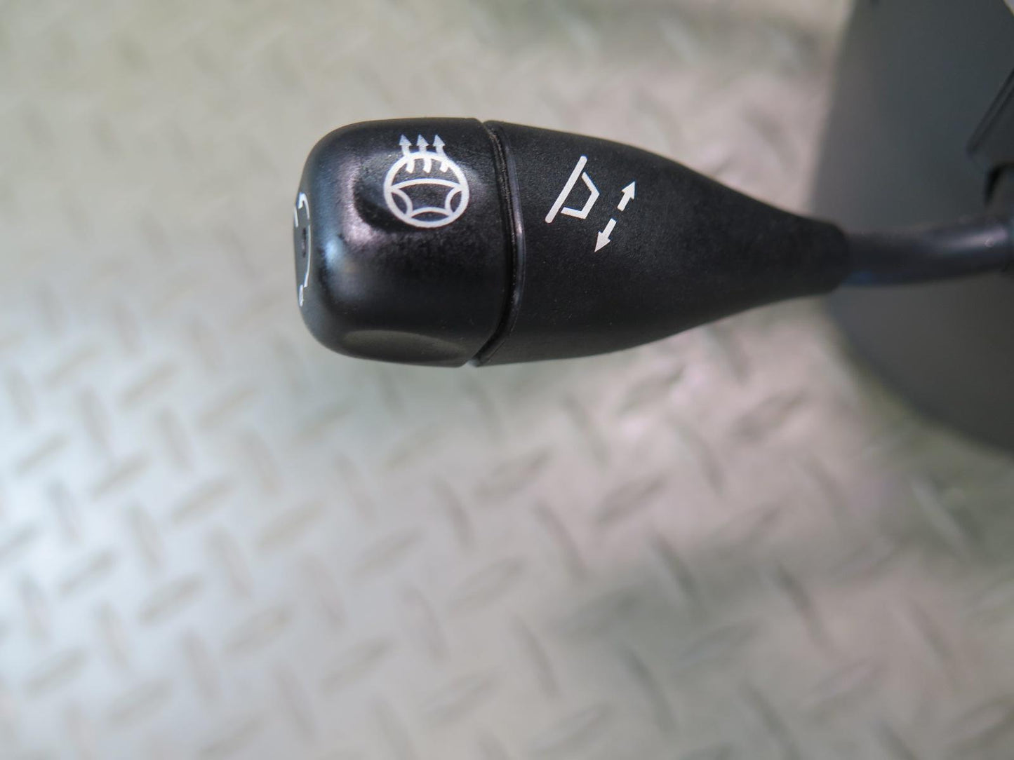 2002-2004 Mercedes W463 G500 Steering Column Turn Signal Wiper Cruise Switch
