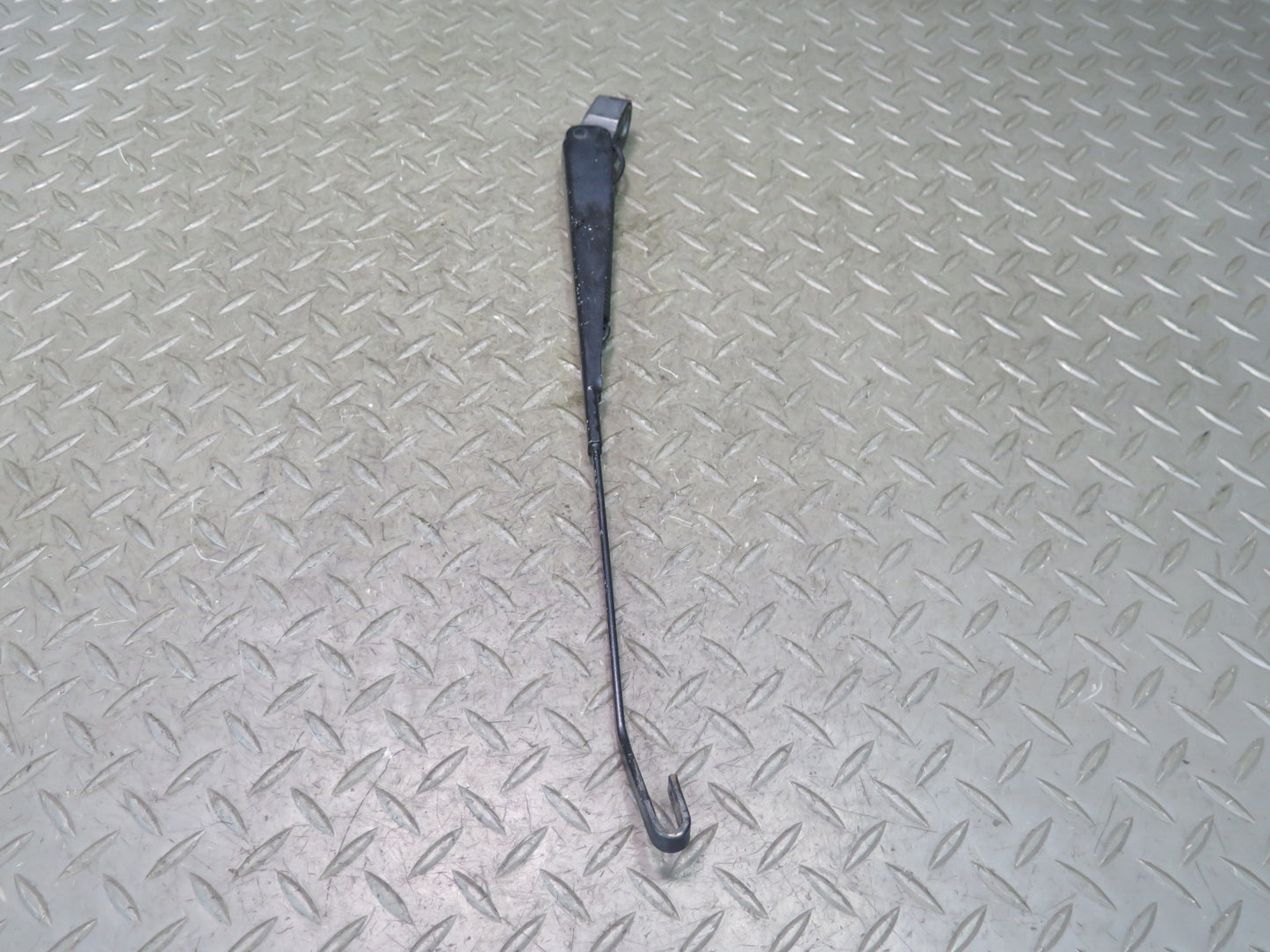 2002-2018 Mercedes W463 G500 G550 G55 AMG Front Left Right Wiper Arm Set of 2