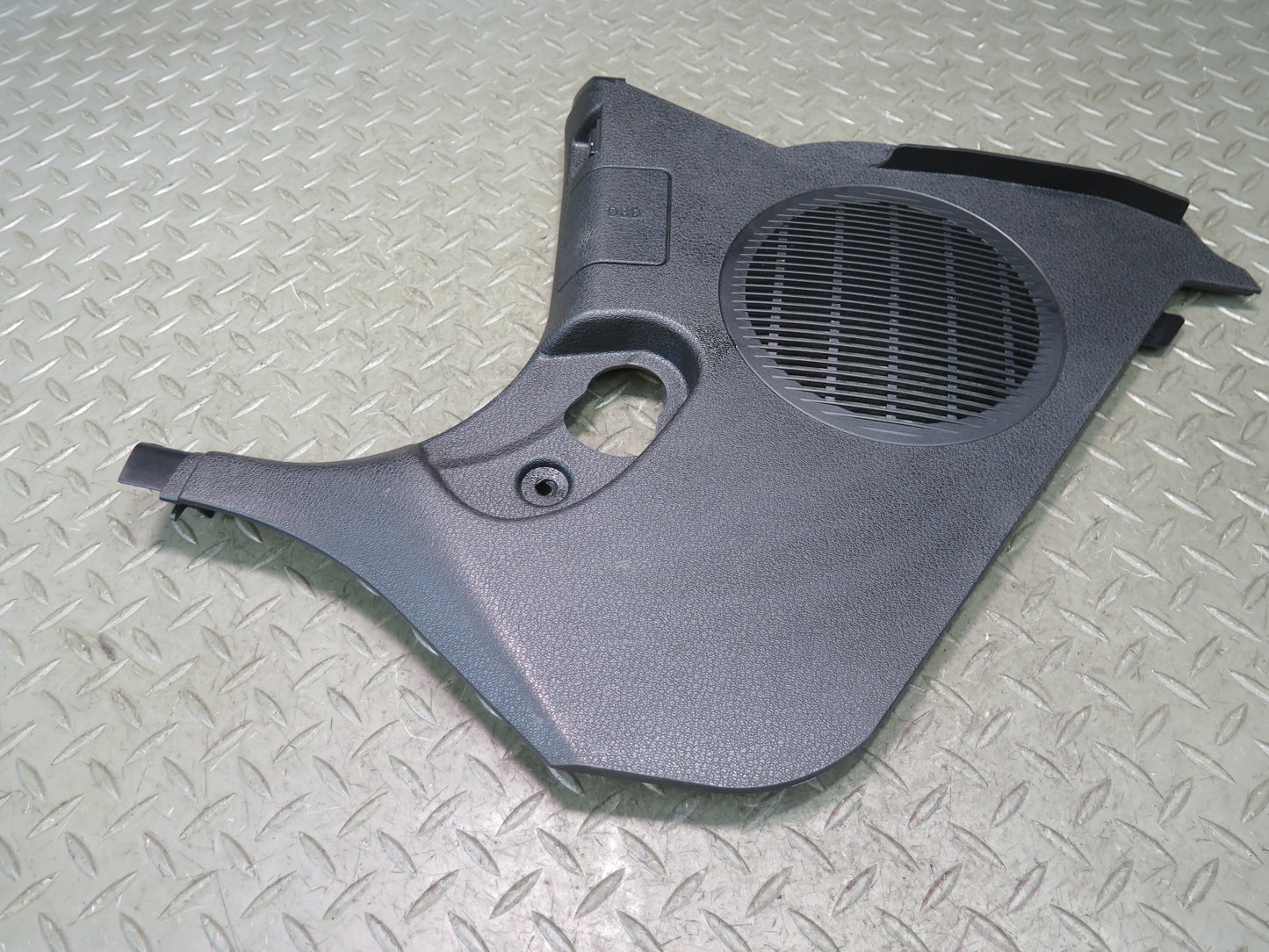 09-16 BMW E89 Z4 Set of 2 Front Left & Right Kick Lower Trim Cover Panel OEM