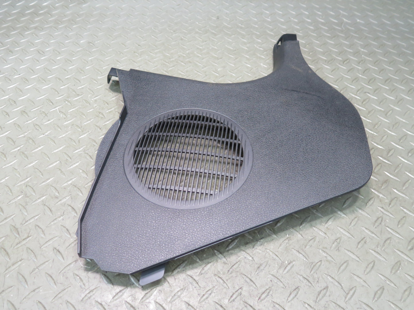 09-16 BMW E89 Z4 Set of 2 Front Left & Right Kick Lower Trim Cover Panel OEM