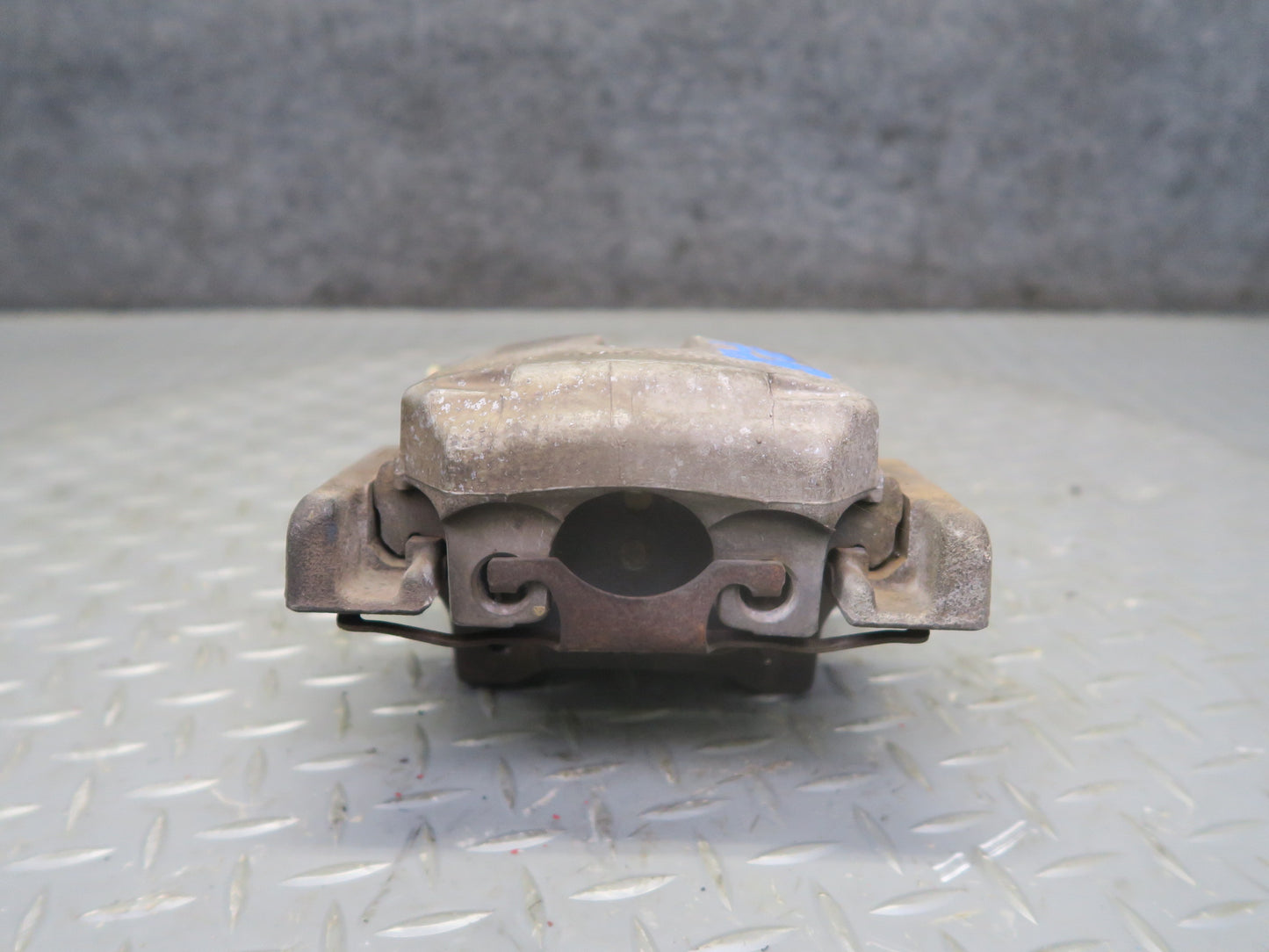 97-03 BMW E39 540i Sedan Set of 2 Rear Left & Right Brake Caliper  OEM