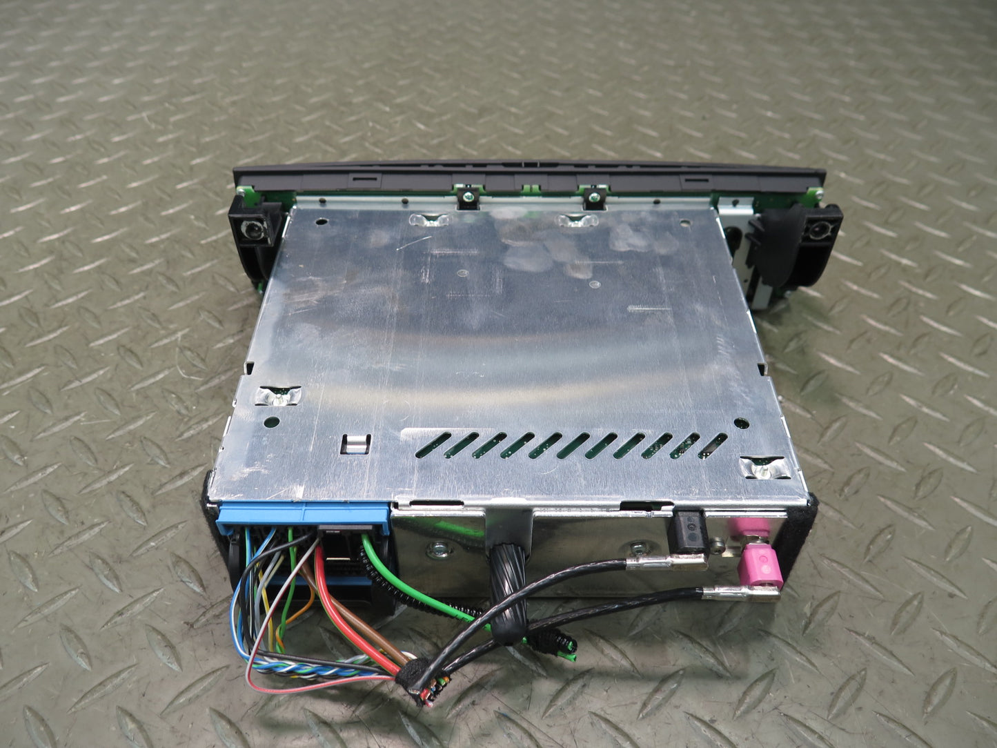 11-13 BMW E89 Z4 Radio Professional CD Player Receiver 9283717 OEM