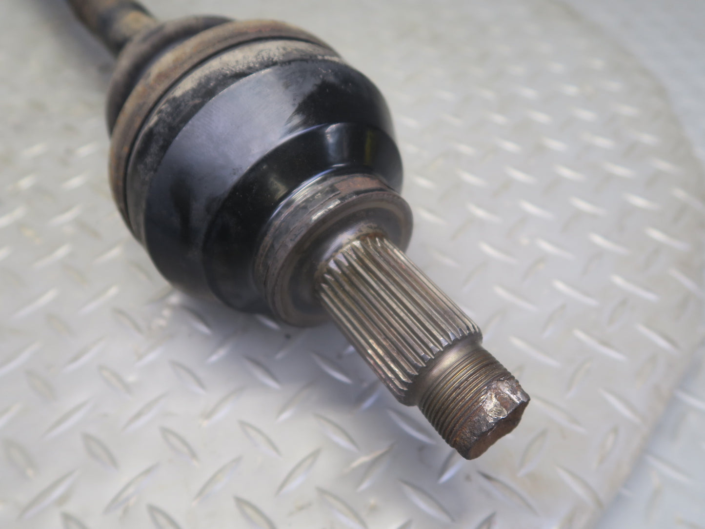 97-03 BMW E39 540i M62 RWD A/T Rear Left or Right Axle Shaft 7507614 OEM