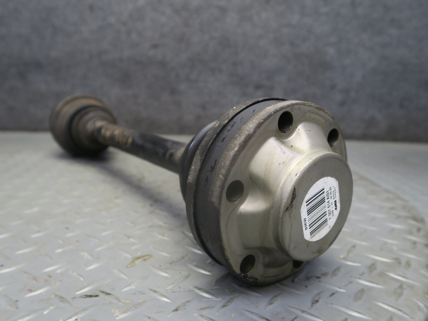 97-03 BMW E39 540i M62 RWD A/T Rear Left or Right Axle Shaft 7507614 OEM