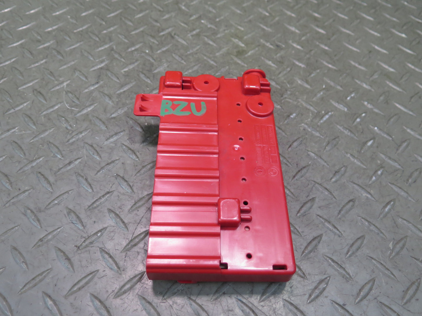 09-16 BMW E89 Z4 Battery Positive Terminal Junction Fuse Box 9192124 OEM