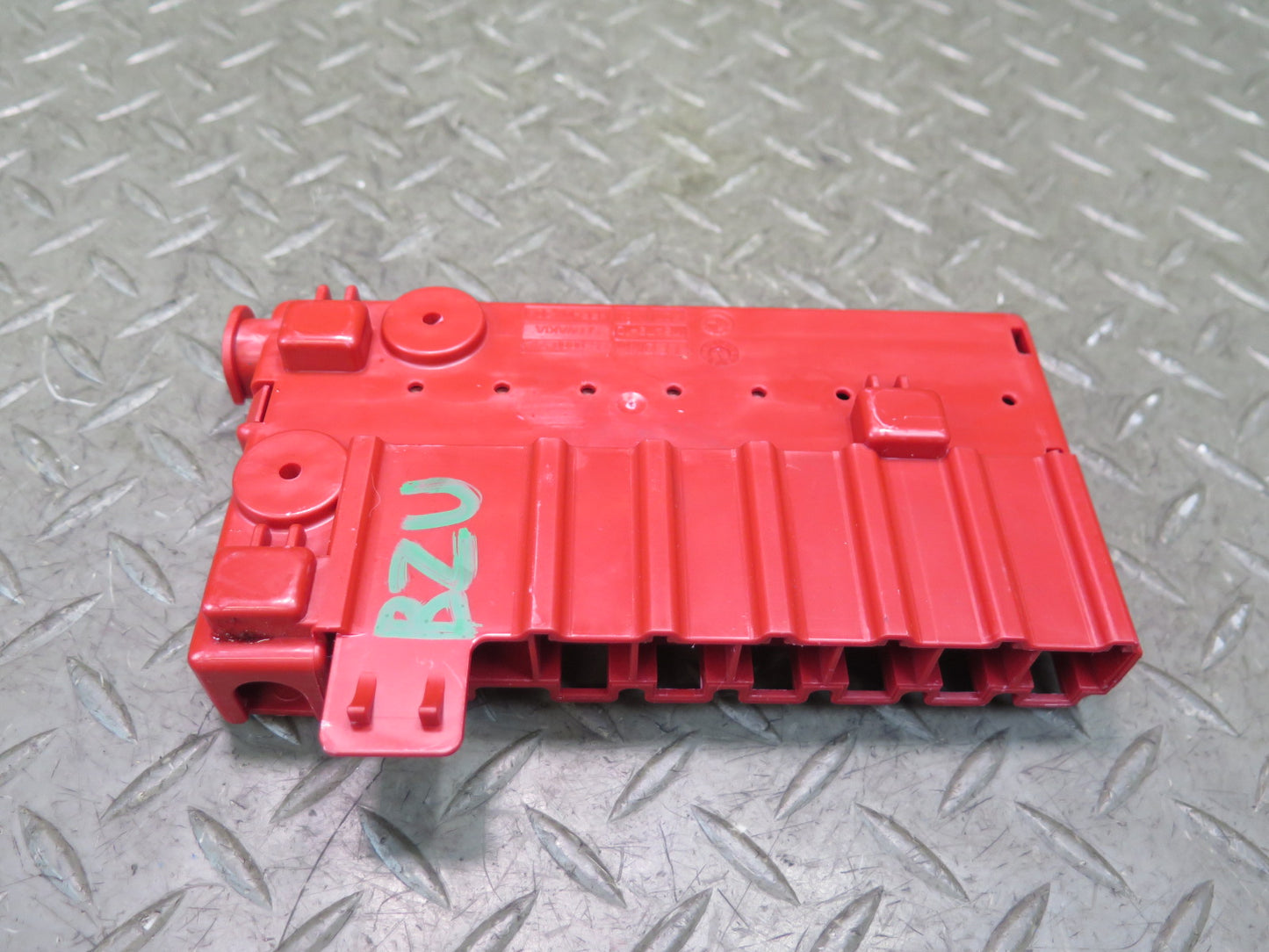 09-16 BMW E89 Z4 Battery Positive Terminal Junction Fuse Box 9192124 OEM