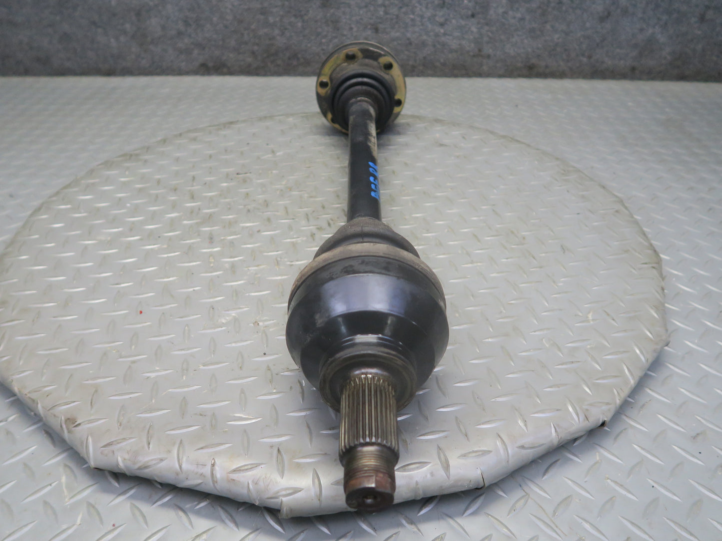 97-03 BMW E39 540i M62 RWD A/T Rear Right or Left Axle Shaft 7507614 OEM
