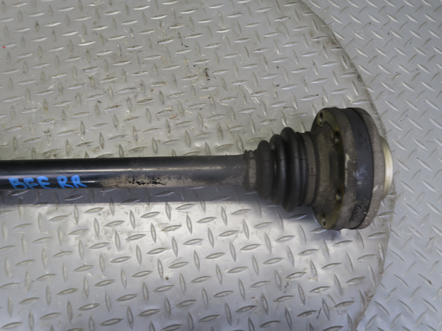 97-03 BMW E39 540i M62 RWD A/T Rear Right or Left Axle Shaft 7507614 OEM