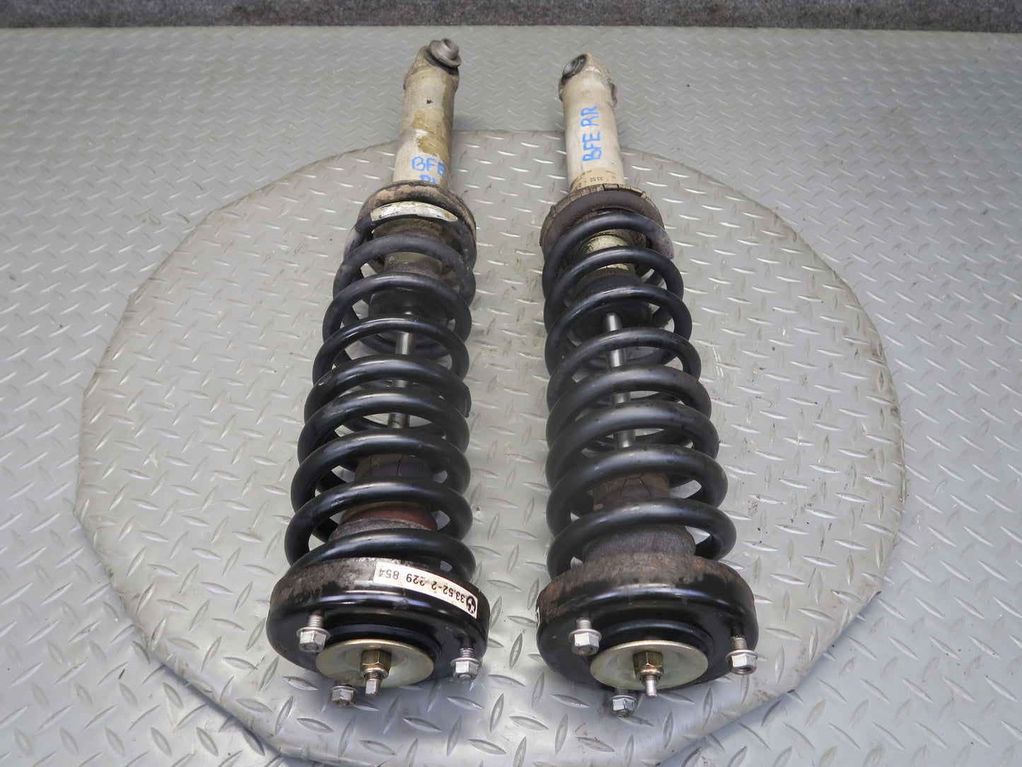 00-03 BMW E39 540i Sedan Rear Left & Right Strut Spring Shock Absorber Set OEM