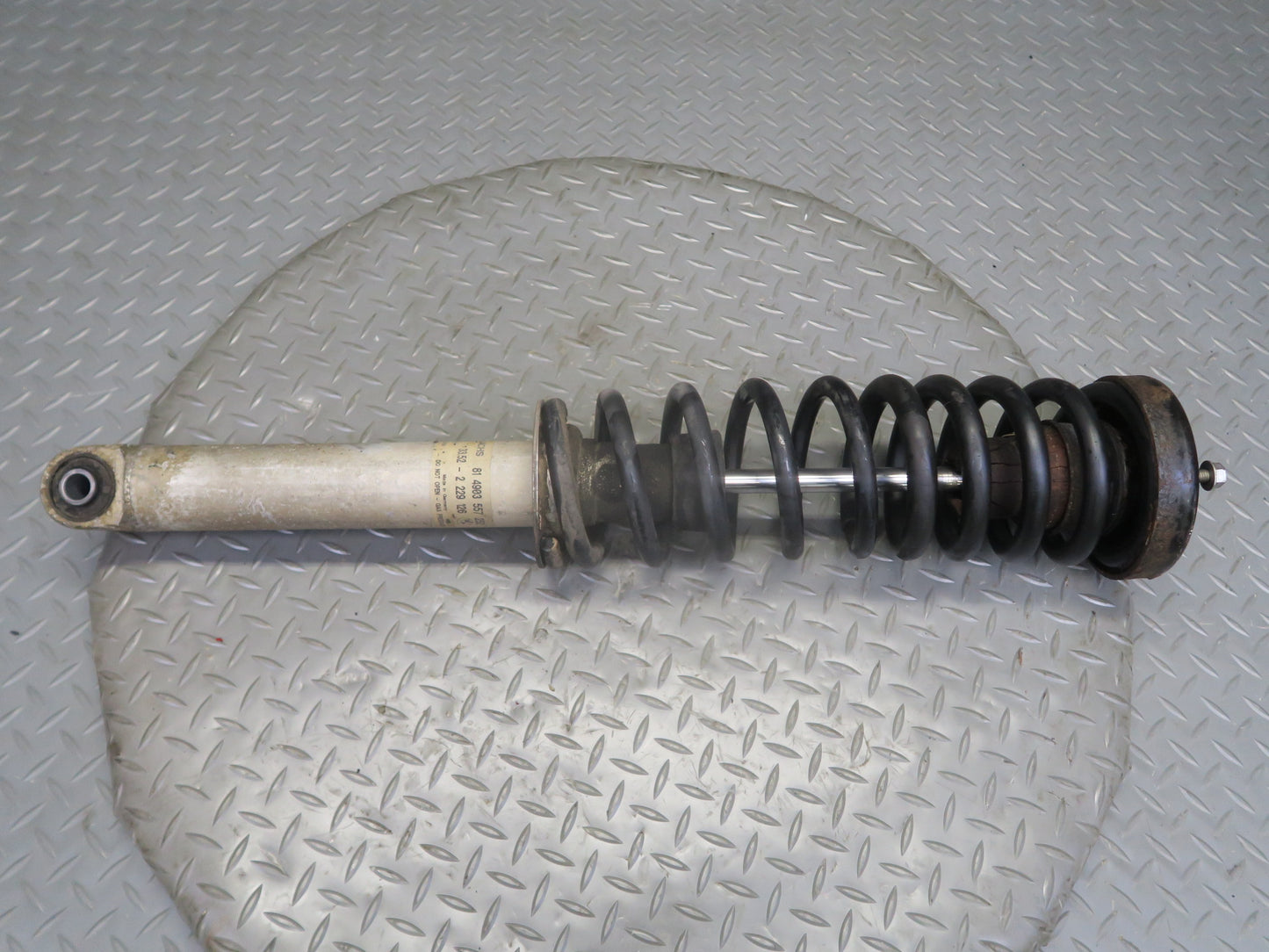 00-03 BMW E39 540i Sedan Rear Left & Right Strut Spring Shock Absorber Set OEM