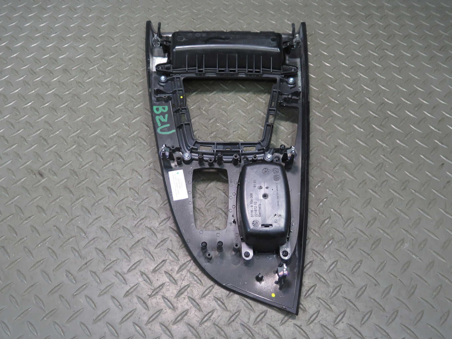 09-16 BMW E89 Z4 A/T Front Center Console Shifter Wood Trim Panel 9150230 OEM