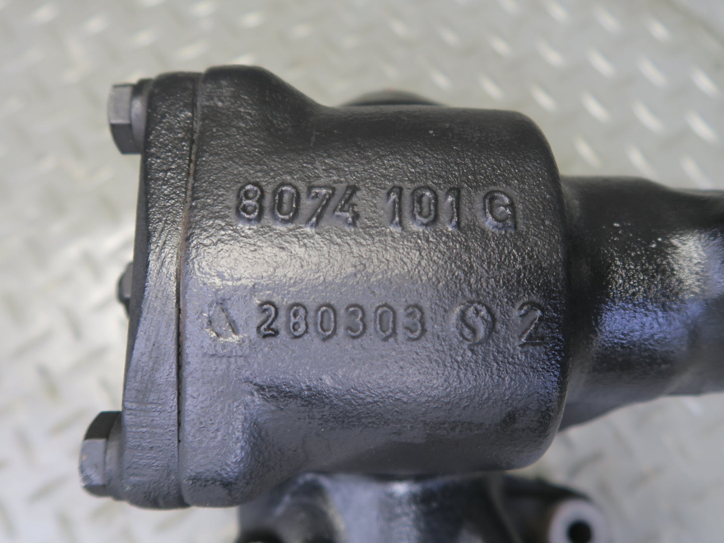 97-03 BMW E39 540ia M62 Hydraulic Power Steering Gear Box OEM