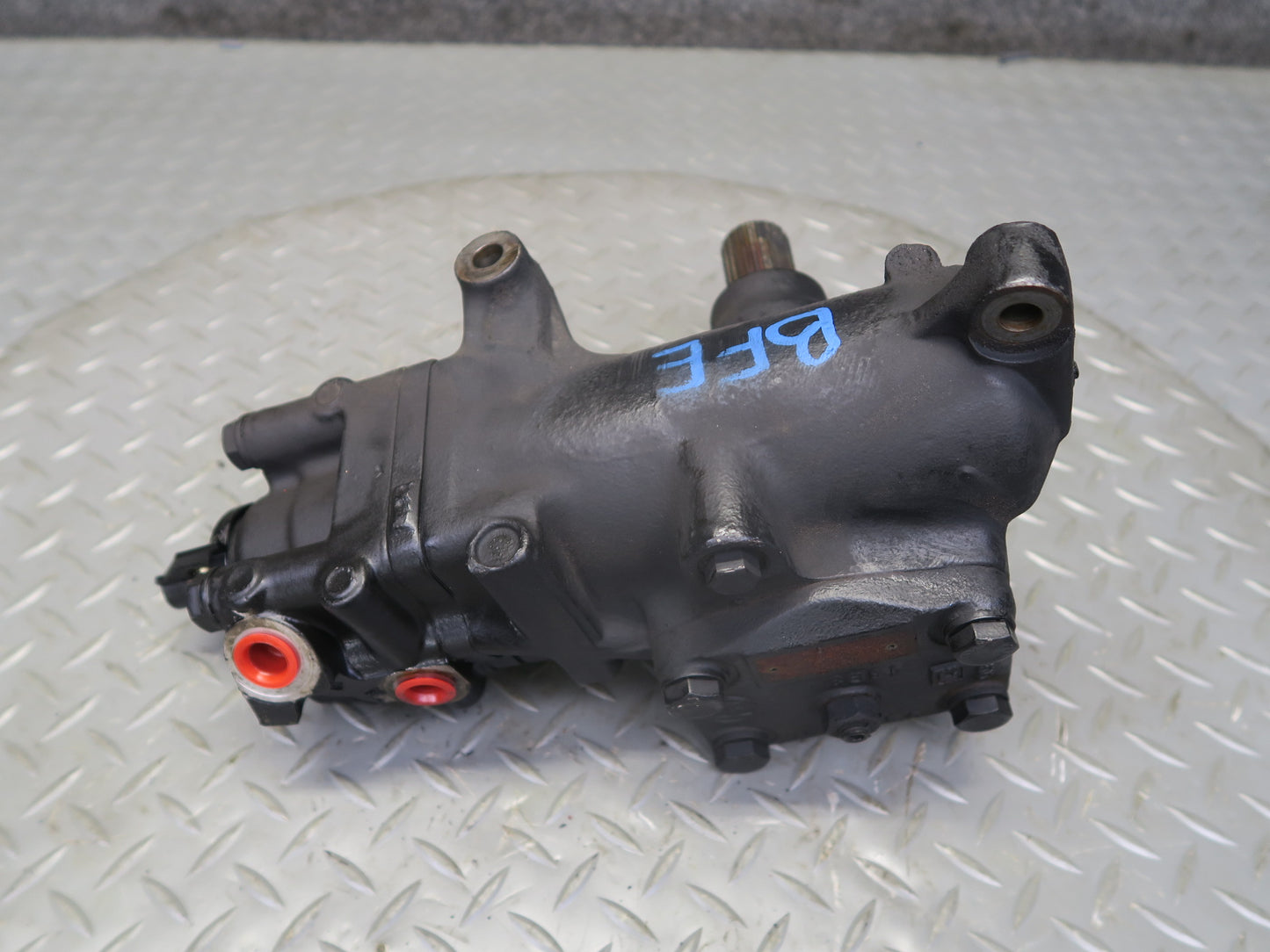 97-03 BMW E39 540ia M62 Hydraulic Power Steering Gear Box OEM