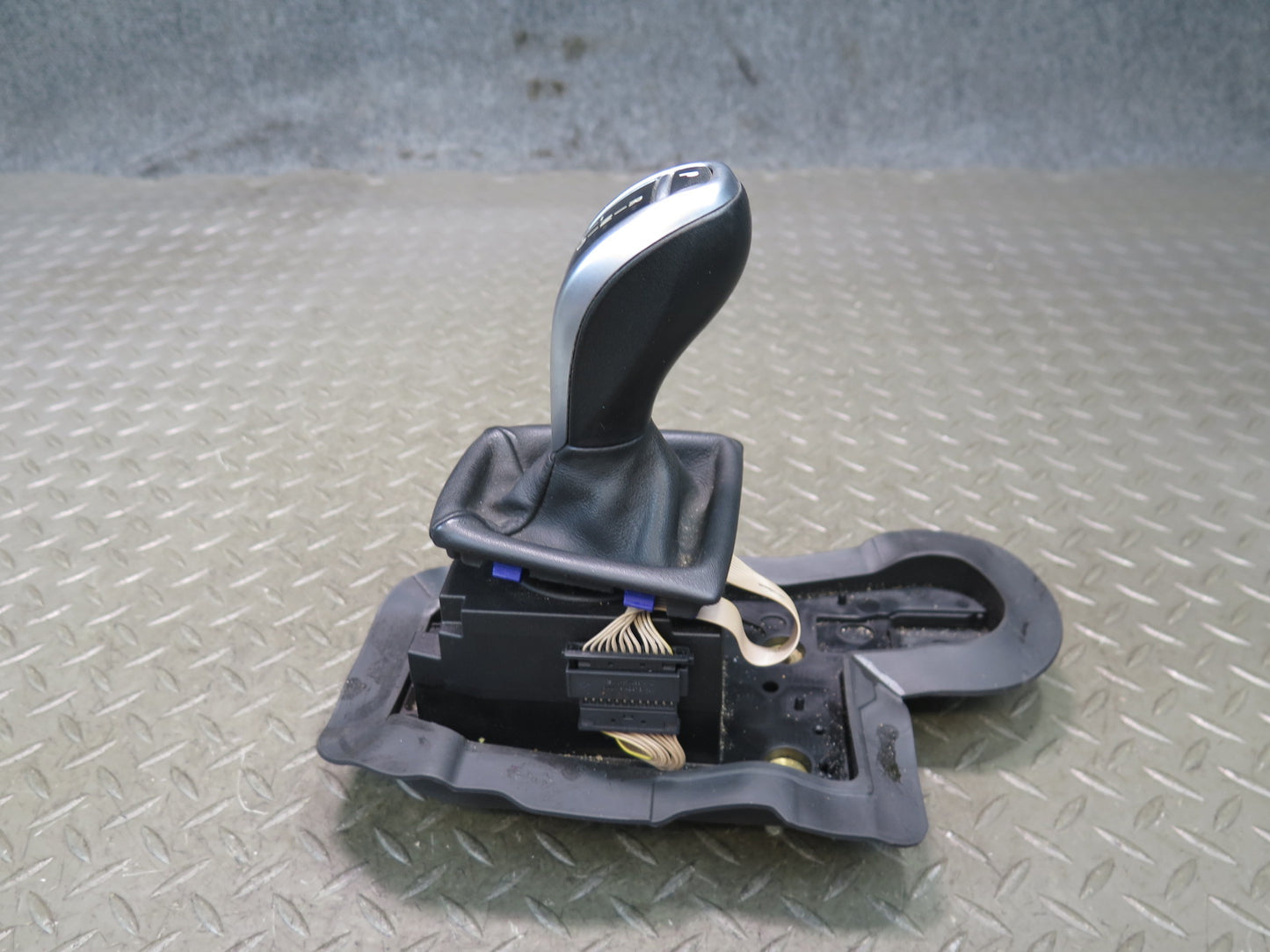 12-16 BMW E89 Z4 28i N20 A/T Automatic Transmission Gear Shifter 9259427 OEM