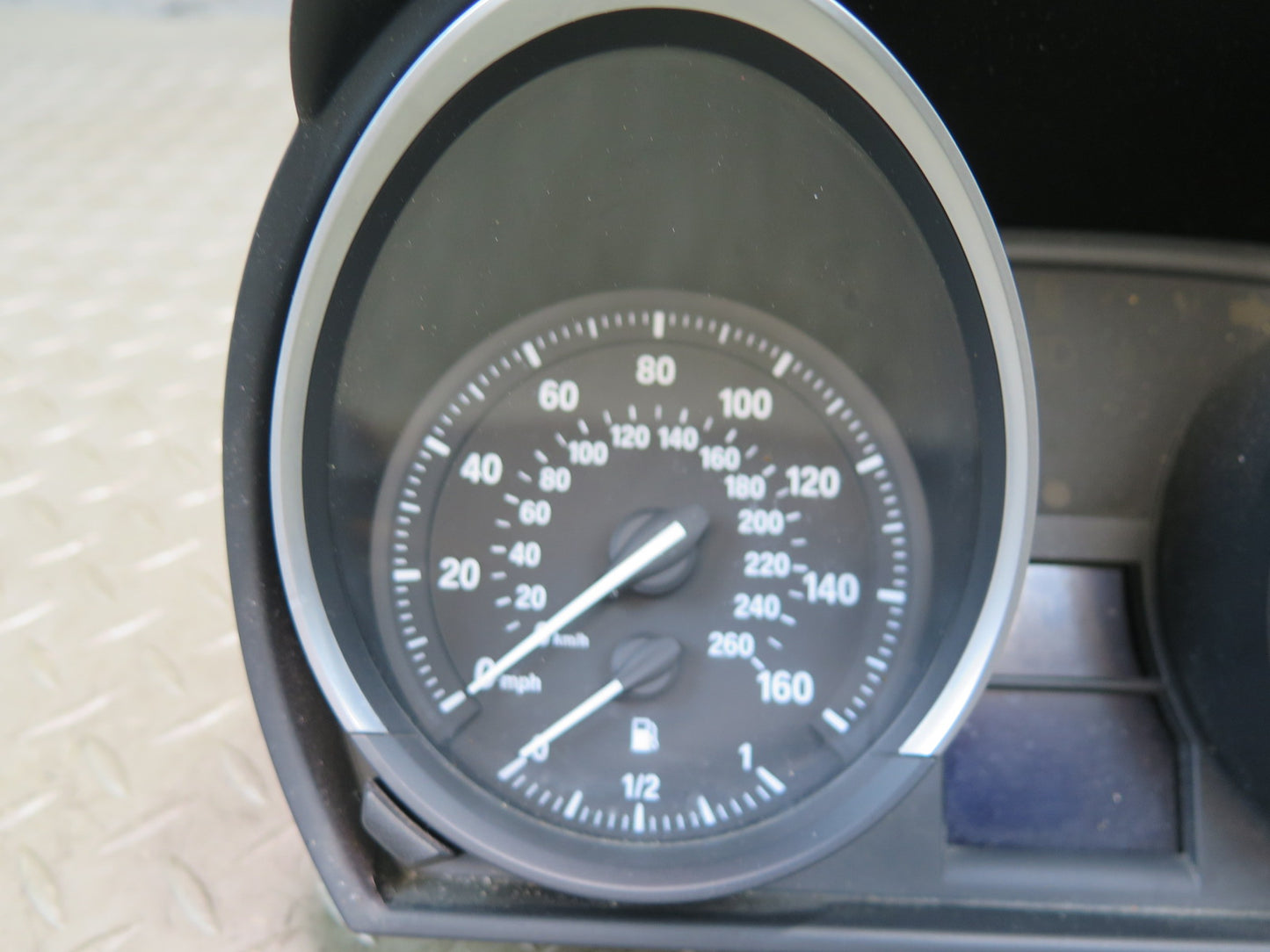 12-15 BMW E89 Z4 28i Instrument Cluster Gauge Speedometer 9242393 OEM