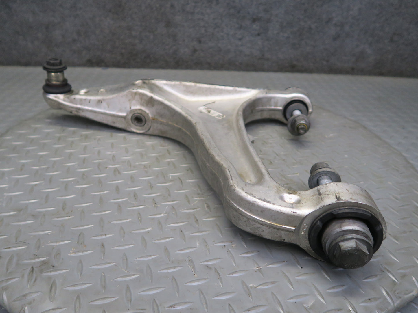 2017-2020 Maserati Levante M161 Front Left Suspension Lower Control Arm