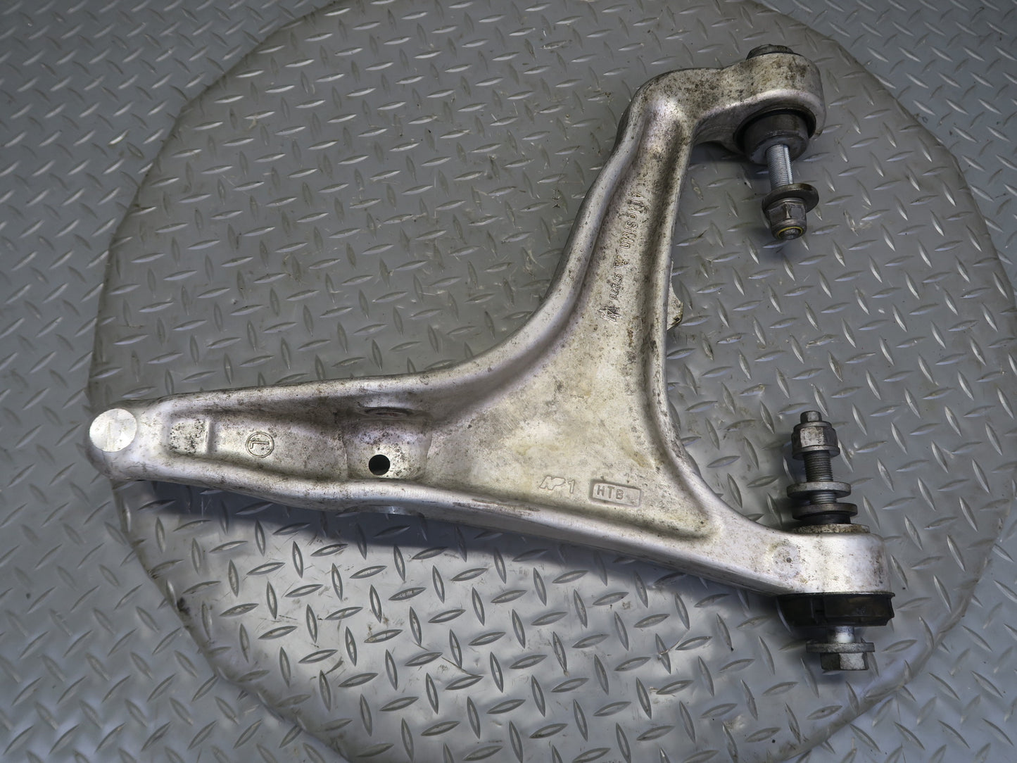 2017-2020 Maserati Levante M161 Front Left Suspension Lower Control Arm