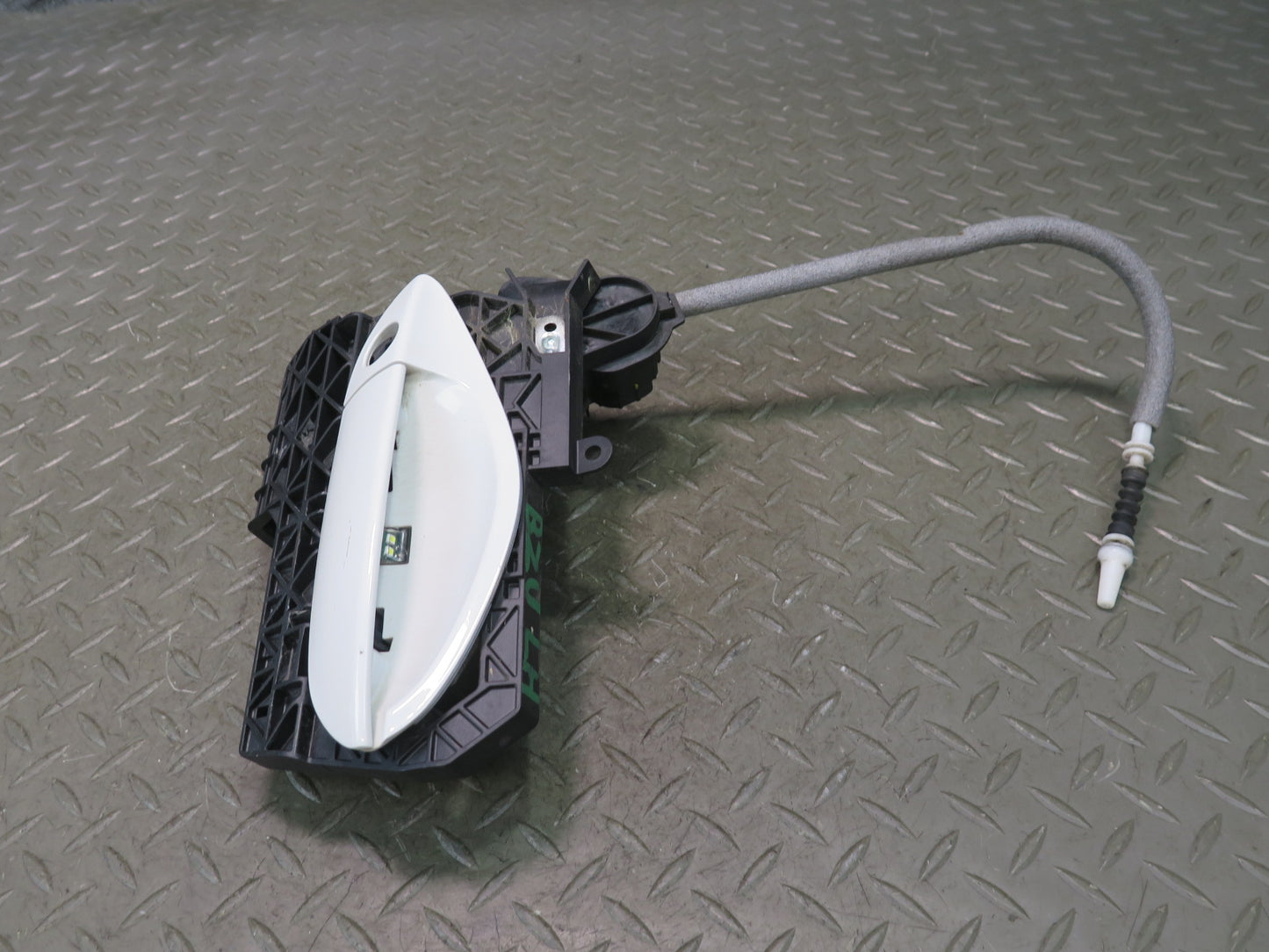 09-16 BMW E89 Z4 Left Driver Door Exterior Handle White OEM