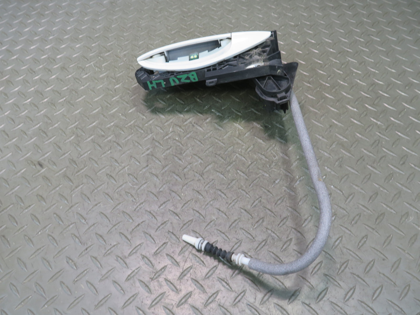 09-16 BMW E89 Z4 Left Driver Door Exterior Handle White OEM