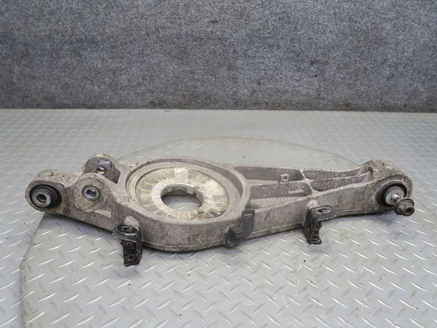 2017-2020 Maserati Levante M161 Rear Left Upper & Lower Control Arm Set of 5