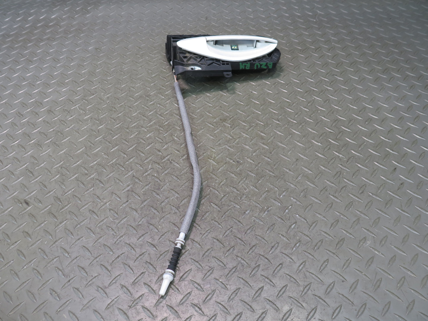 09-16 BMW E89 Z4 Right Passenger Door Exterior Handle White OEM