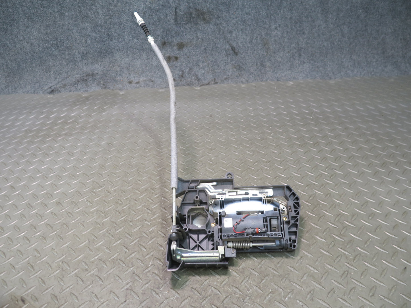 09-16 BMW E89 Z4 Right Passenger Door Exterior Handle White OEM