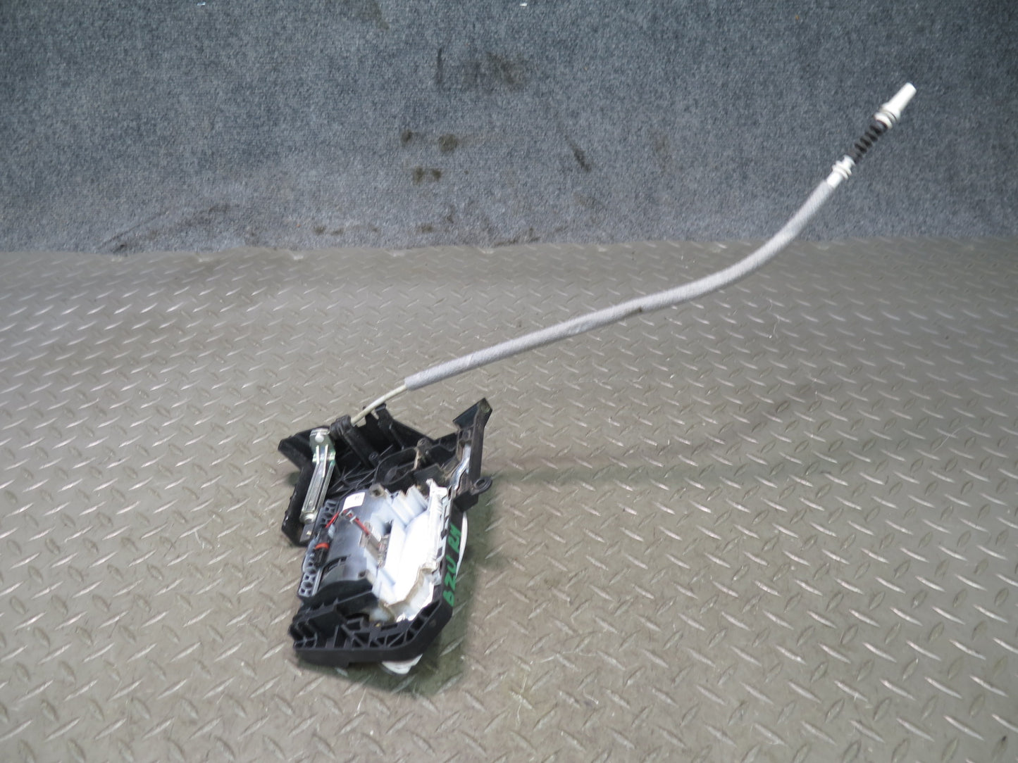 09-16 BMW E89 Z4 Right Passenger Door Exterior Handle White OEM