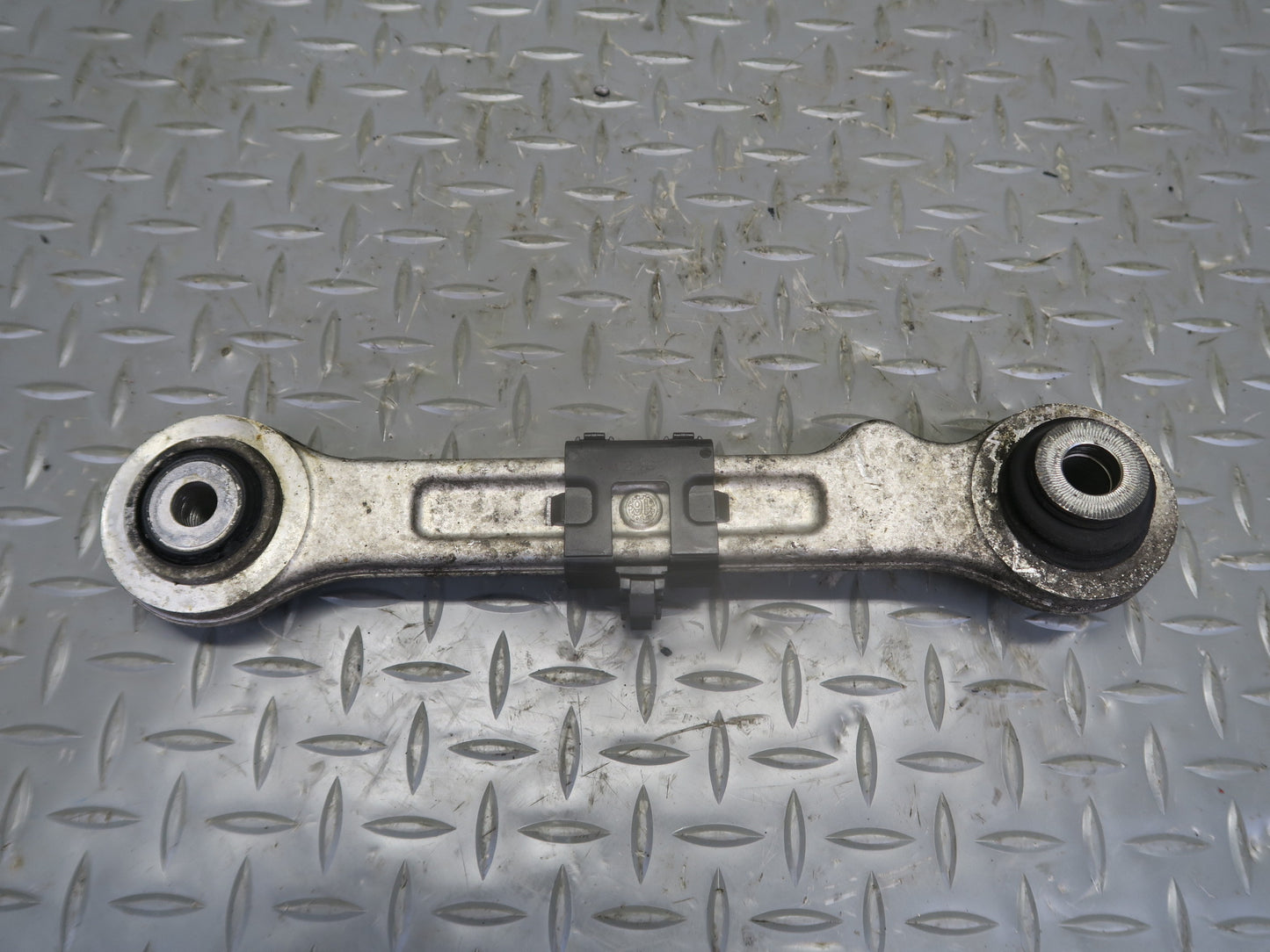 2017-2020 Maserati Levante M161 Rear Left Upper & Lower Control Arm Set of 5
