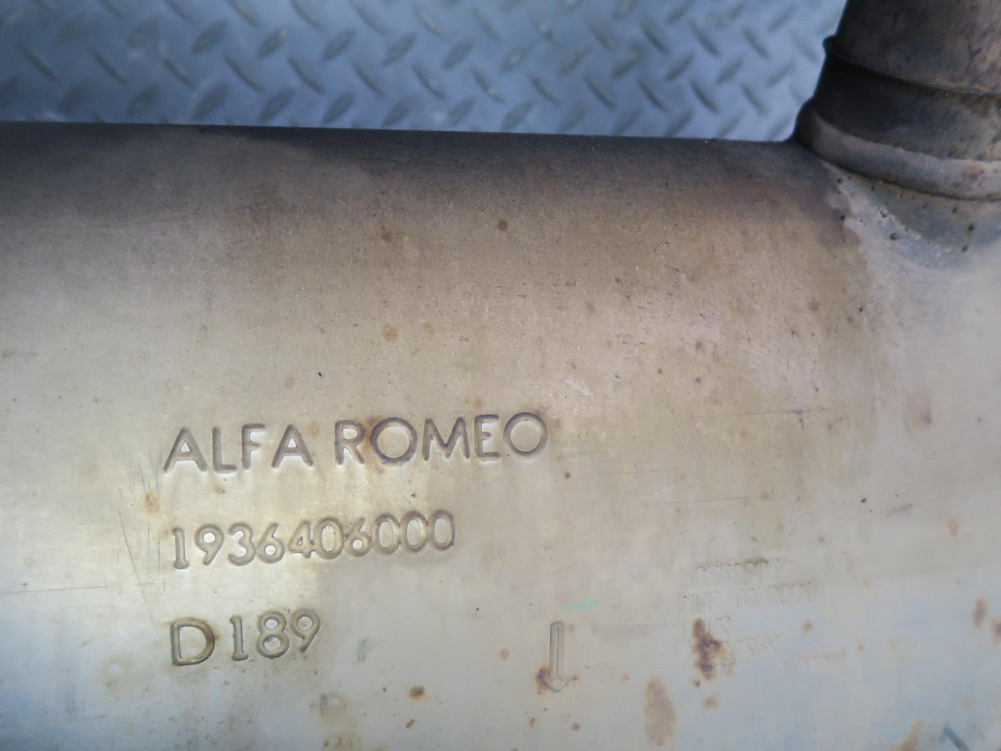 2017-2023 Alfa Romeo Stelvio Q4 2.0L Rear Exhaust Muffler Assembly