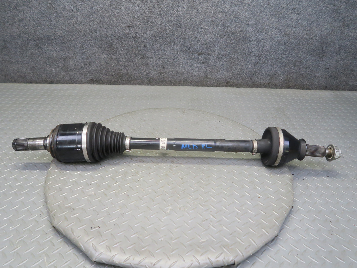 17-20 Maserati Levante M161 3.0L AWD Rear Left or Right Axle Shaft 6700320360