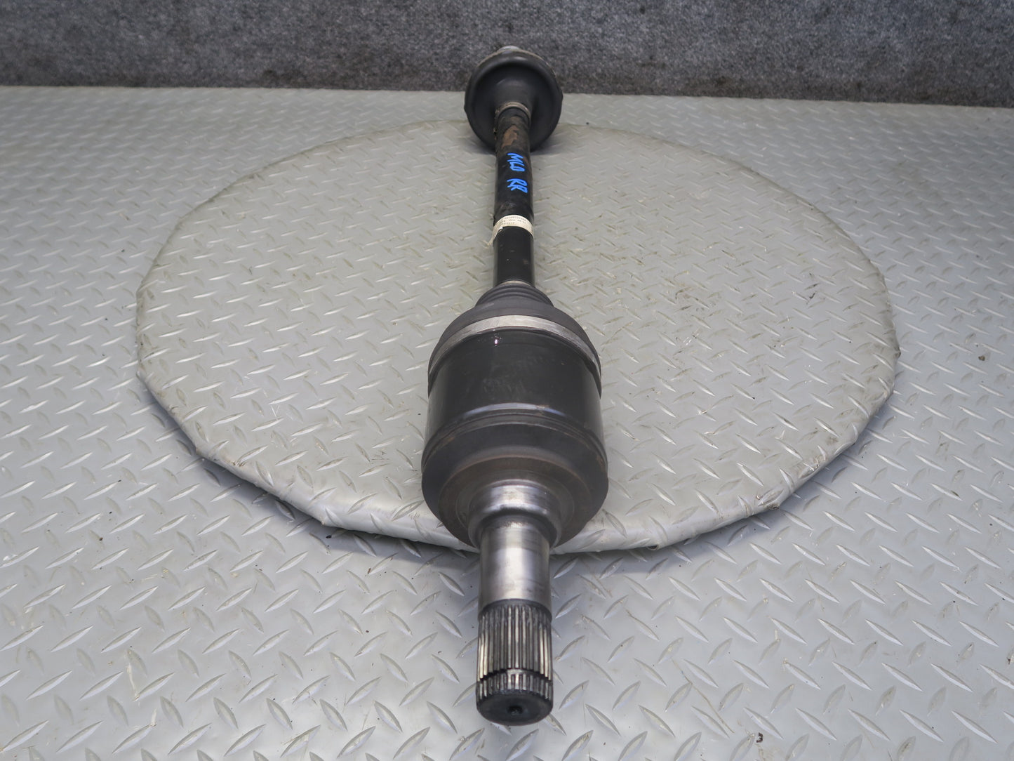 17-20 Maserati Levante M161 3.0L AWD Rear Left or Right Axle Shaft 6700320360