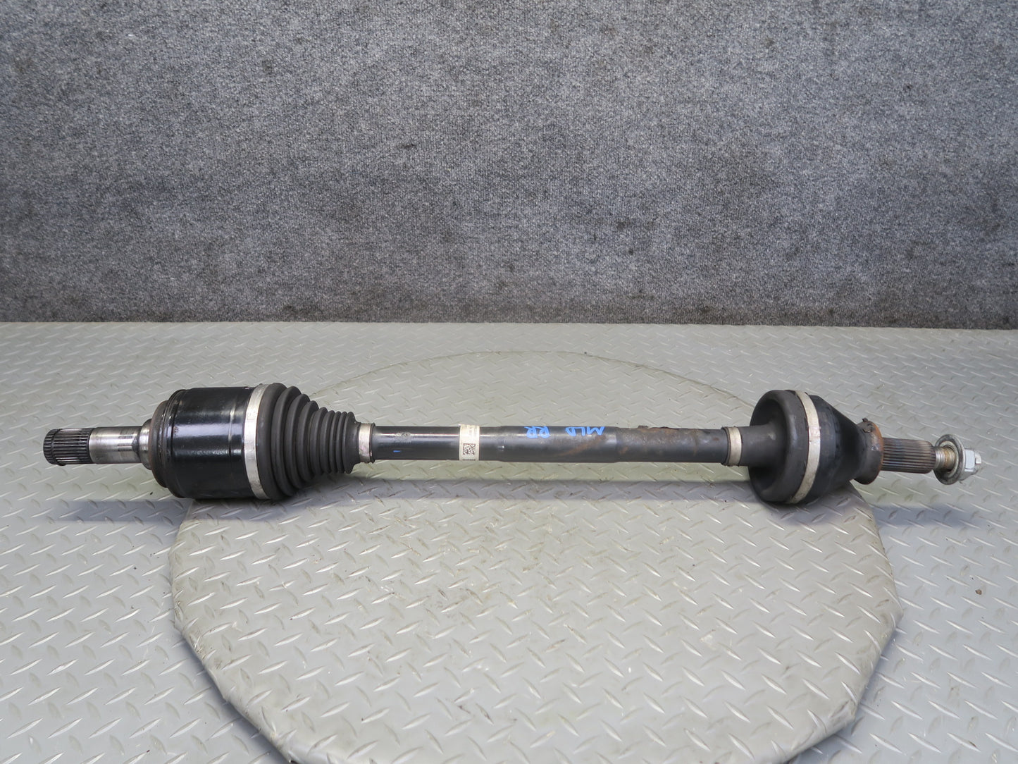 17-20 Maserati Levante M161 3.0L AWD Rear Left or Right Axle Shaft 6700320360