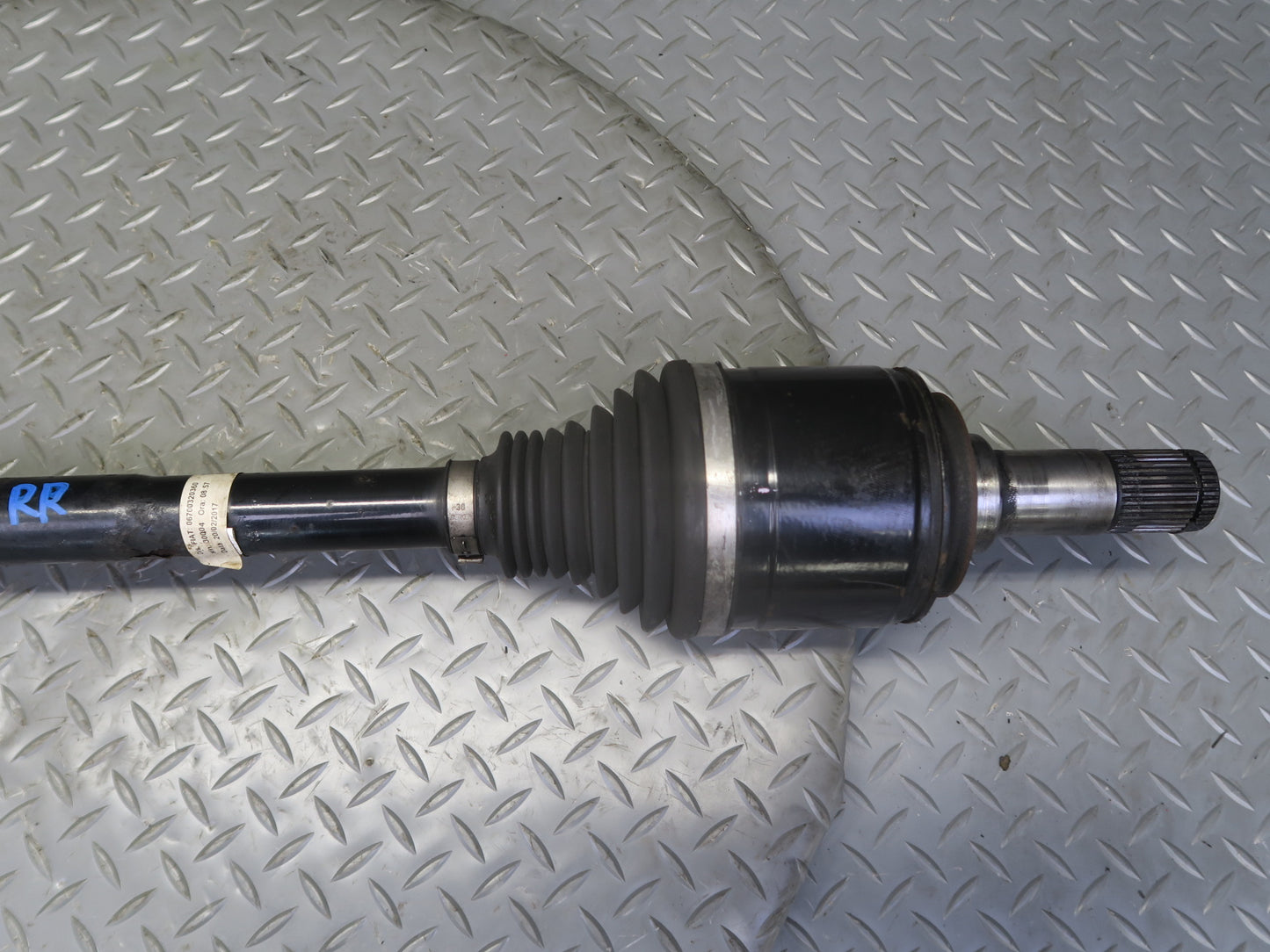 17-20 Maserati Levante M161 3.0L AWD Rear Left or Right Axle Shaft 6700320360