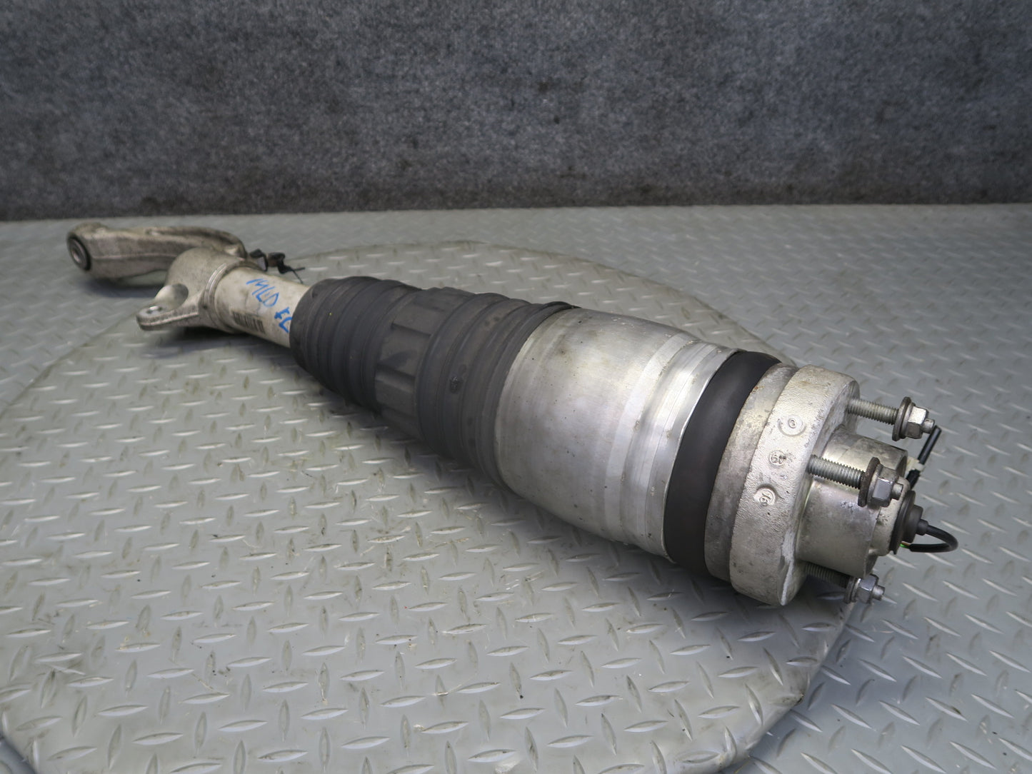 2017-2020 Maserati Levante M161 AWD Front Left Air Strut Shock Absorber 94k