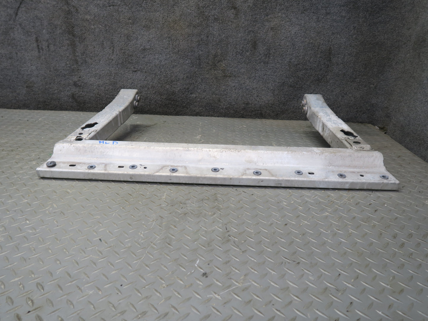 2017-2020 Maserati Levante M161 Front Subframe Extension Brace Bar Bracket